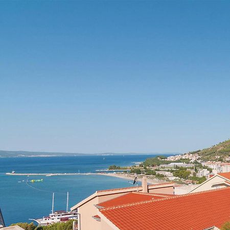 Gorgeous Apartment In Omis With House Sea View Buitenkant foto